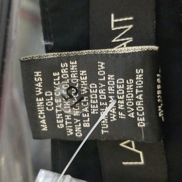 🎉Host Pick 🎉Lane Bryant Black Sleeveless Top with Gold accents on collar - Picture 7 of 7